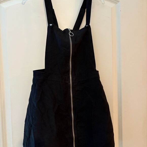H&M Divided Faux Suede Overall Mini Dress – Black Zip-Up, Size 4 - Picture 4 of 5